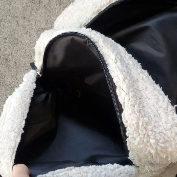 Pink VS Rare Sherpa Large Campus Backpack - Picture 13 of 14